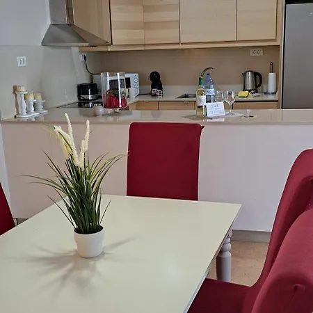 Apartment Casa Mika *